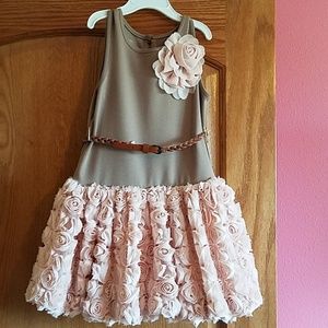 Girls rosette dress